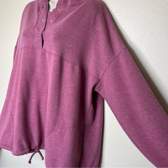 The Sweatshirt Project Hoodie Kangaroo Pocket Snap Neck Faded Red Berry Women 1X - Picture 4 of 10